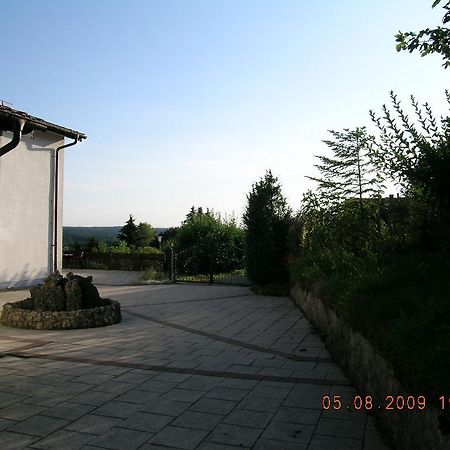 Noahs Arche Pension Pottenstein Exteriör bild